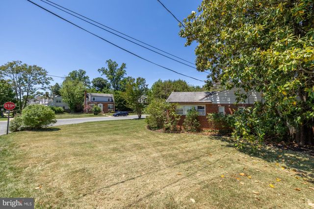 9201 BURLEY DR, Bethesda, MD 20817
