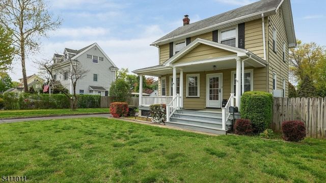 215 Fairfield Ave, Middlesex Boro, NJ 08846