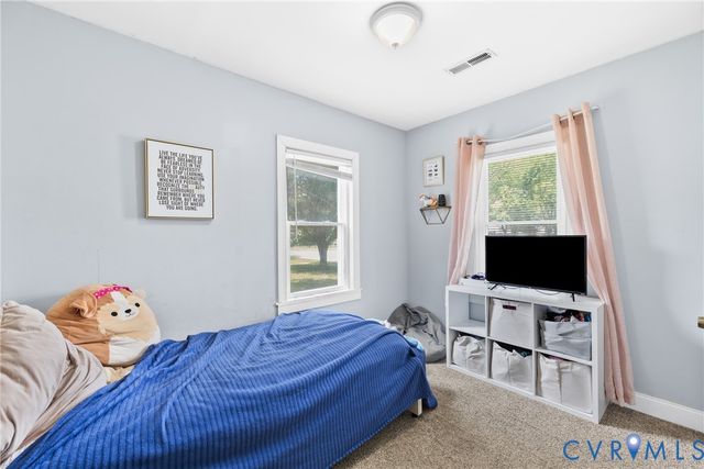 7 W Berry St, Sandston, VA 23150