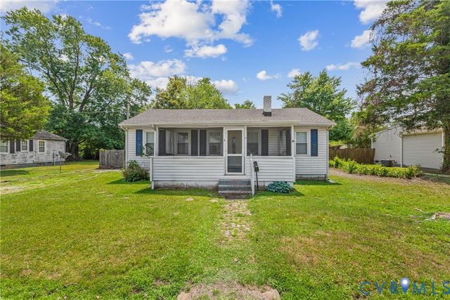 7 W Berry St, Sandston, VA 23150
