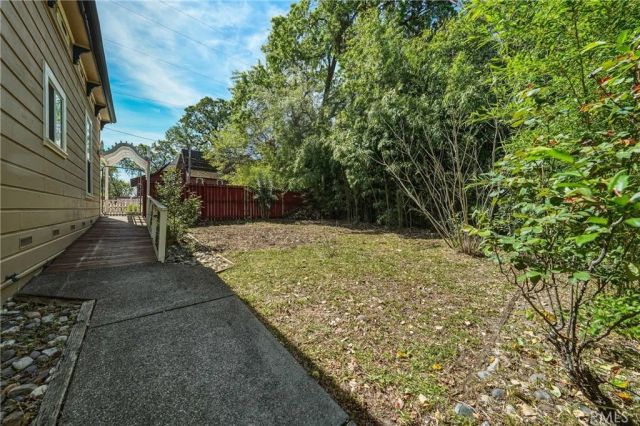 150 Clearlake, Lakeport, CA 95453