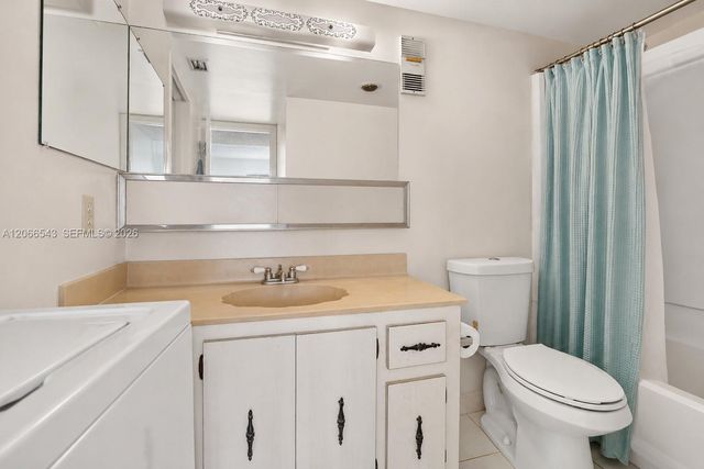 4241 NW 19th Street 172, Lauderhill, FL 33313