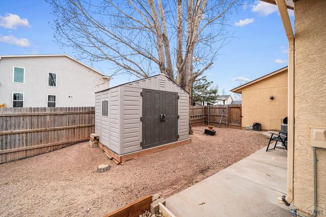 962 S Cienaga Dr, Pueblo West, CO 81007