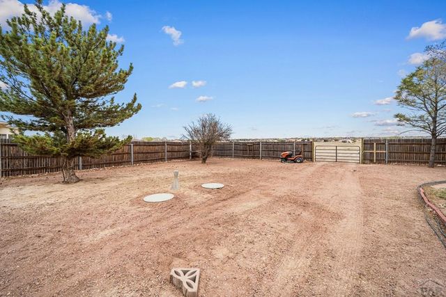 962 S Cienaga Dr, Pueblo West, CO 81007