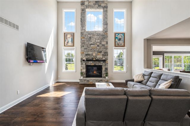 50443 Silverton Drive, Canton, MI 48187