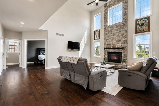 50443 Silverton Drive, Canton, MI 48187