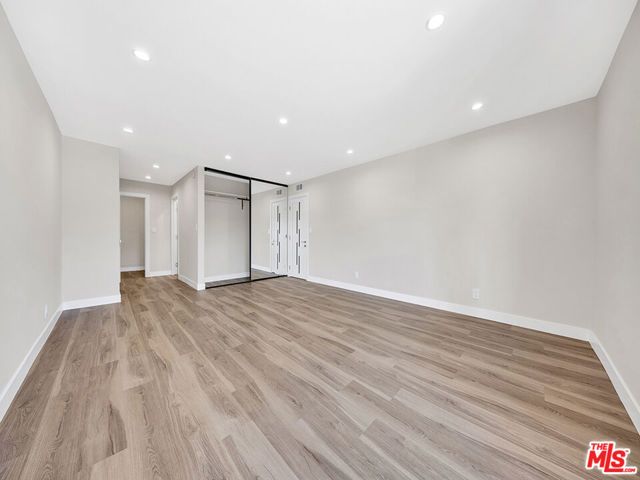 1325 Valley View Road 201, Glendale, CA 91202