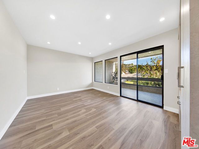 1325 Valley View Road 201, Glendale, CA 91202