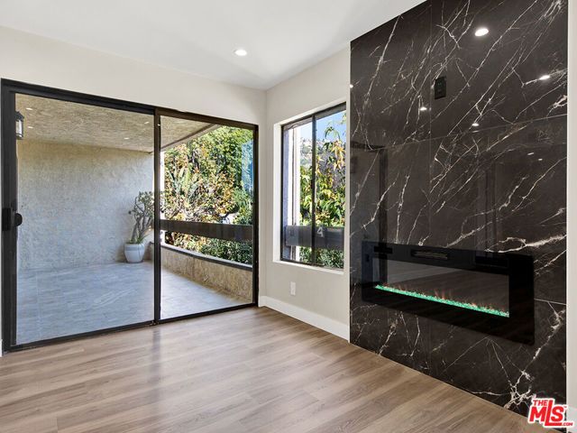 1325 Valley View Road 201, Glendale, CA 91202