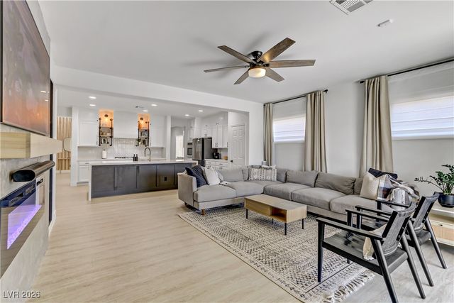 2835 Strathallan Avenue, Henderson, NV 89044