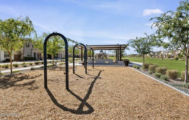 1956 S SENATE Street, Chandler, AZ 85286