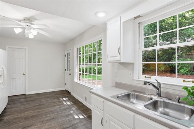 643 Grove Parkway SE, Marietta, GA 30067