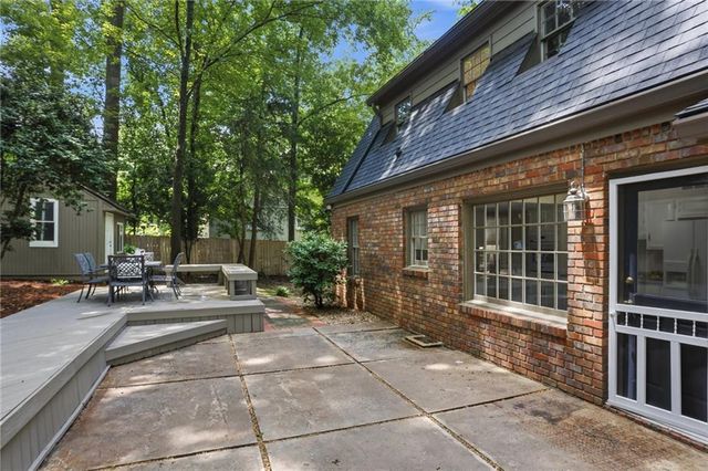 643 Grove Parkway SE, Marietta, GA 30067