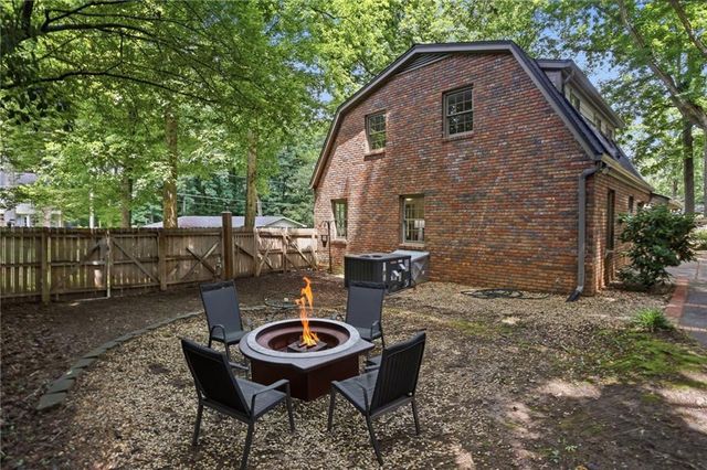 643 Grove Parkway SE, Marietta, GA 30067
