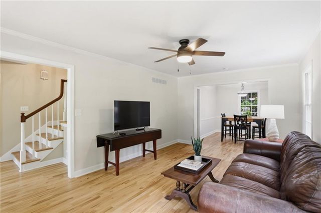643 Grove Parkway SE, Marietta, GA 30067