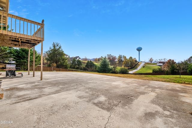 1266 Sunrise Drive, Sevierville, TN 37862