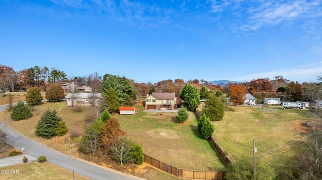 1266 Sunrise Drive, Sevierville, TN 37862