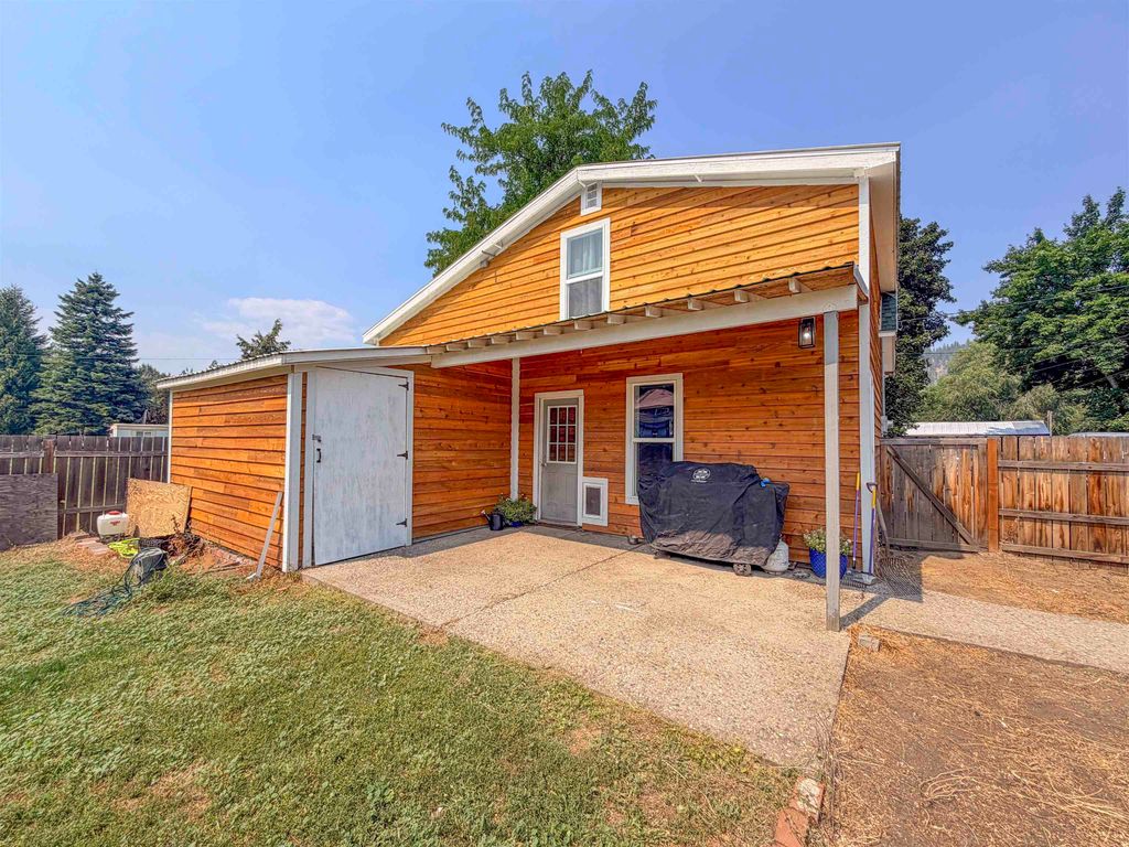 475 W 9th Ave, Kettle Falls, WA 99141 photo 5