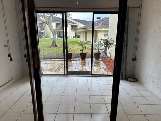 22435 SW 61st Way 124, Boca Raton, FL 33428
