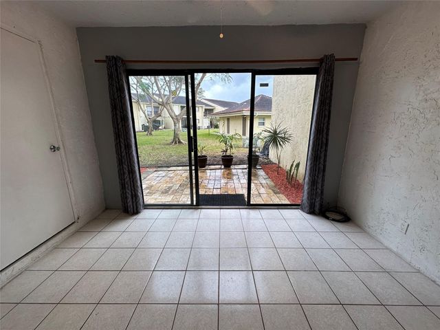 22435 SW 61st Way 124, Boca Raton, FL 33428