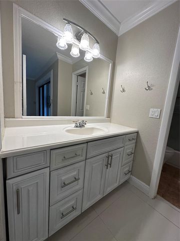 22435 SW 61st Way 124, Boca Raton, FL 33428