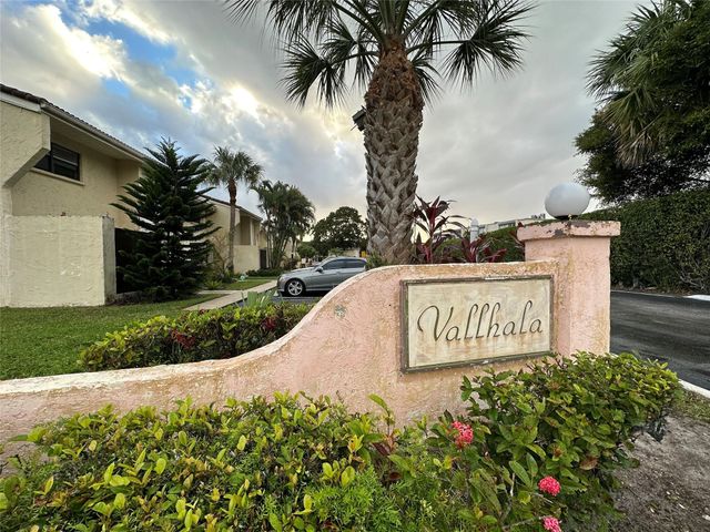 22435 SW 61st Way 124, Boca Raton, FL 33428