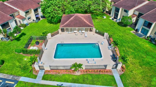 22435 SW 61st Way 124, Boca Raton, FL 33428