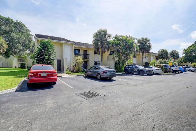 22435 SW 61st Way 124, Boca Raton, FL 33428