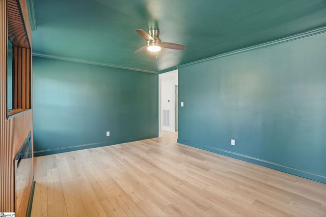 220 E Belvedere Road, Greenville, SC 29605