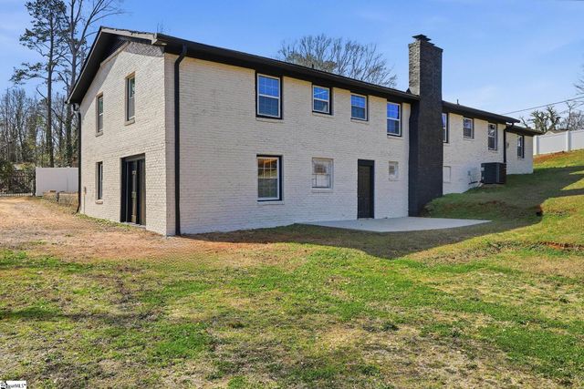 220 E Belvedere Road, Greenville, SC 29605