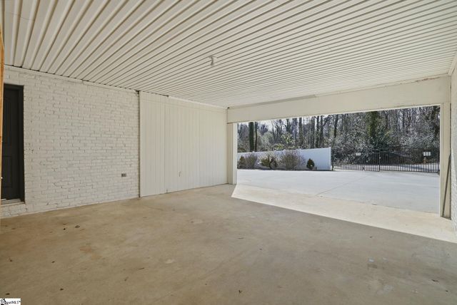 220 E Belvedere Road, Greenville, SC 29605