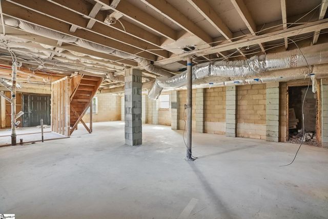 220 E Belvedere Road, Greenville, SC 29605