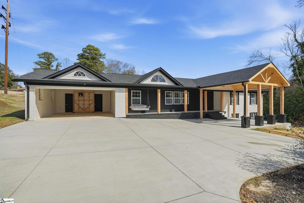 220 E Belvedere Road, Greenville, SC 29605