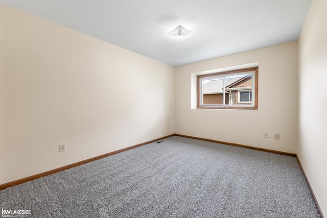 41190 Victoria Drive, Clinton Township, MI 48038