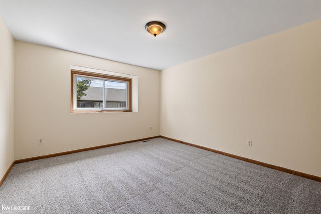41190 Victoria Drive, Clinton Township, MI 48038