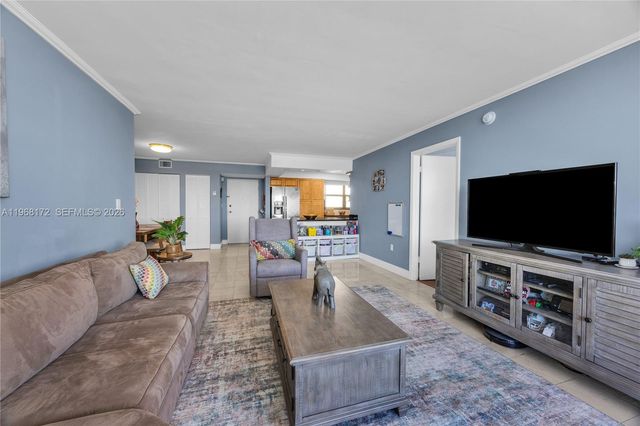 7300 Wayne Ave 405, Miami Beach, FL 33141