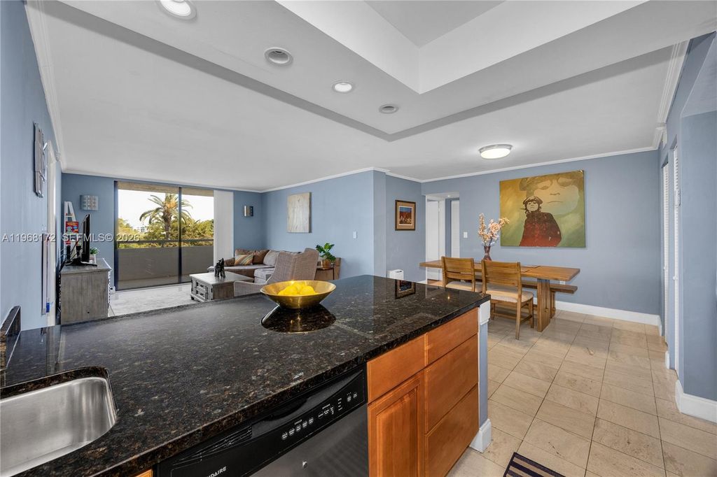 7300 Wayne Ave 405, Miami Beach, FL 33141