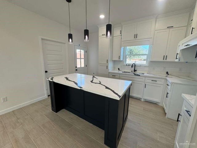 3321 Tepoztlan Street, Edinburg, TX 78542