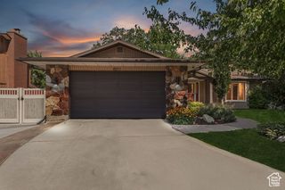 8211 S MARION VIEW CIR, Sandy, UT 84094