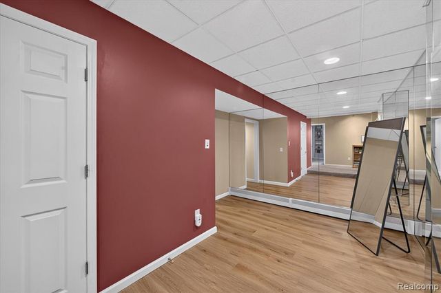 34135 Brittany Drive, Farmington Hills, MI 48335