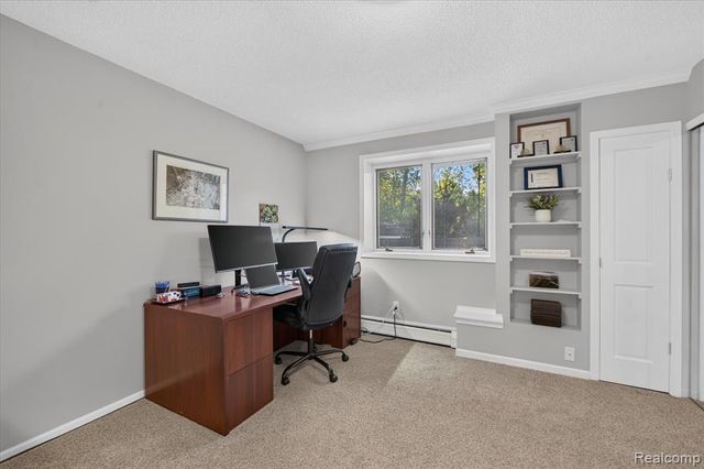 34135 Brittany Drive, Farmington Hills, MI 48335