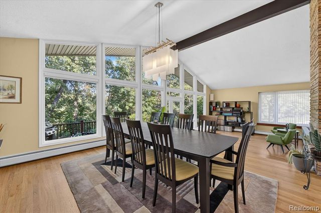 34135 Brittany Drive, Farmington Hills, MI 48335