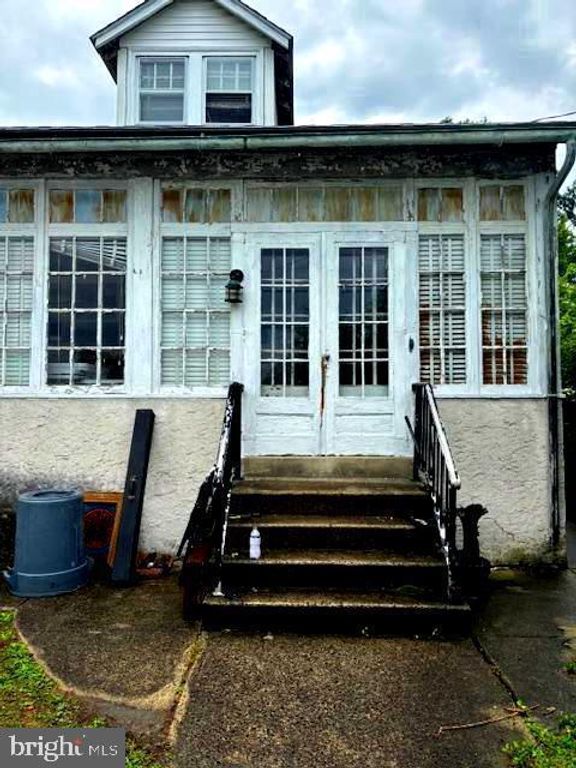 578 CROOKED LN, KING OF PRUSSIA, PA 19406 — exterior