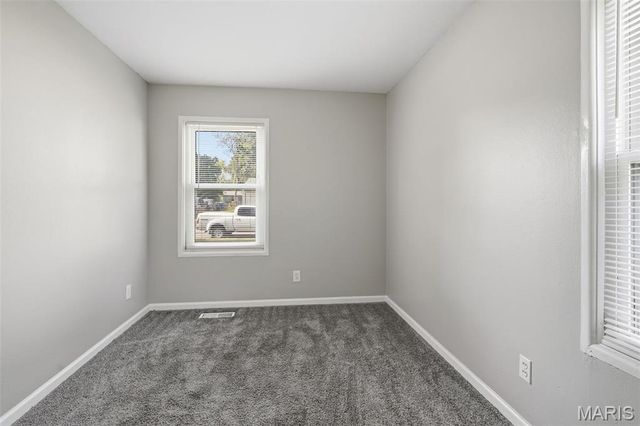 1329 Dominica Drive, St Louis, MO 63138