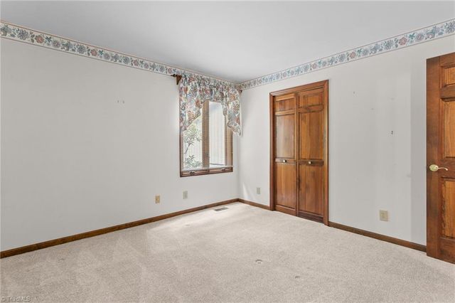 5415 Ashbey Lane, Summerfield, NC 27358