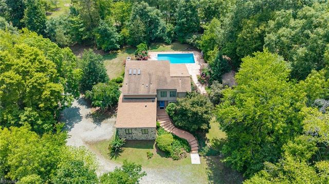 5415 Ashbey Lane, Summerfield, NC 27358