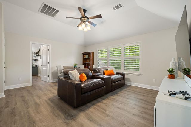 12612 Capella TRL, Austin, TX 78732