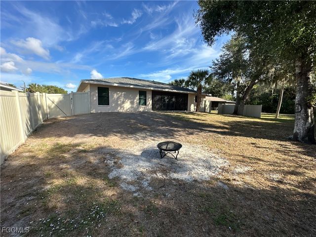 649 Verona ST, Port Charlotte, FL 33948