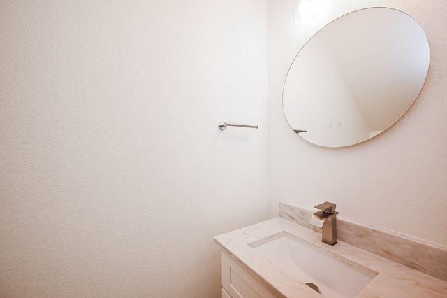 3839 Noah Street A, Houston, TX 77021