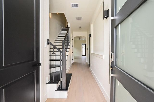 3839 Noah Street A, Houston, TX 77021